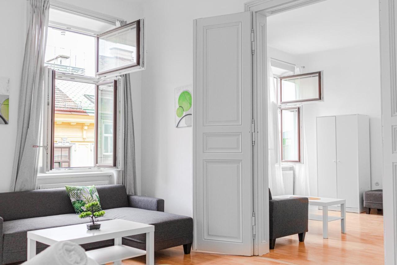 וינה Pleasing 2Br Apt. Akh-Perfect For Groups מראה חיצוני תמונה